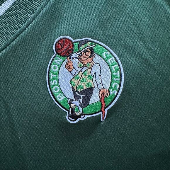 NWT Antigua Boston Celtics Woman’s Parker V-Neck Pullover Medium - Picture 7 of 10